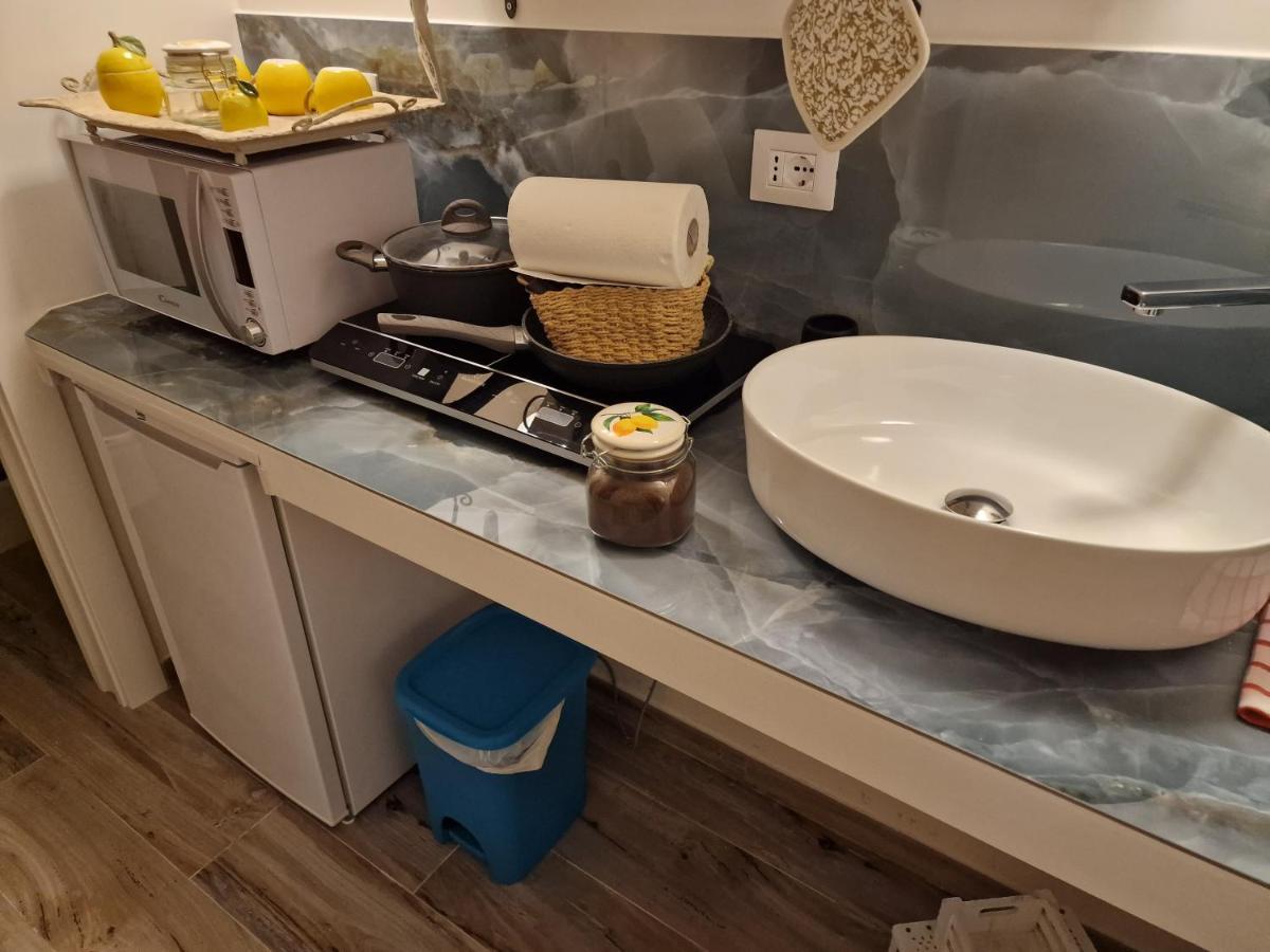 Case Di Paola Via Melo Appartamenti Bari Luaran gambar
